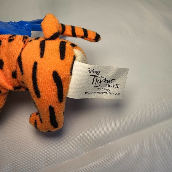 Disney McDonalds Tigger Winnie the Pooh Keychain Mini Strap Plush Doll Vintage - Picture 4 of 4